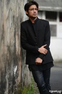 FOTO Rekan Duet Ganteng Laudya Cynthia Bella, Pacar Kesha Ratuliu