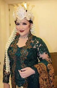 FOTO Resepsi Mewah Danvy Sekar Anak Annisa Trihapsari, Meriah