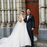 FOTO: Resmi Menikah, Sandra Dewi - Harvey Wefie Mesra Bareng Tamu