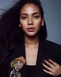 FOTO: Reyna Venzka, Mantan Istri Dimas Djay Yang Cantik Eksotis