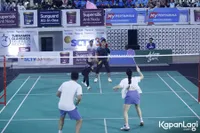 FOTO: Rizky Billar/Lesti Kejora Menang Mudah Lawan Raffi Ahmad/Nagita Slavina di Pertandingan Bulu Tangkis