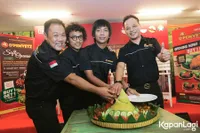 FOTO: Ryan & Kiki D'Masiv Coba Bisnis Kuliner di Awal Tahun 2017