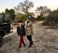 FOTO: Safari Trip di Afrika, Farah Quinn & Armand Kompak Kerennya
