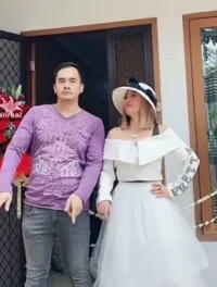 Foto Saipul Jamil dan Indah Sari yang Selalu Bersama Tak Peduli Hujatan, Temani Kerja Hingga Sahur