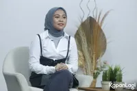 FOTO: Sambut 2023, Selfi Yamma Ingin Beli Rumah dan Kendaraan Untuk Ibu di Kampung Halaman