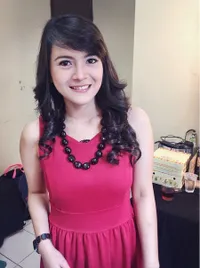 FOTO: Sarah Shafitri, Bintang FTV Cantik Yang Jarang Diekspos
