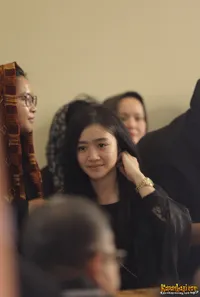 FOTO: Sedih Penuh Duka, Febby Blink Lepas Kepergian Ayah Tercinta