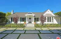 FOTO: Seharga Rp 29,9 Miliar, Inilah Rumah Baru Selena Gomez