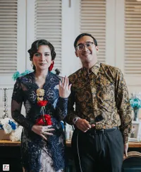 FOTO Senyum Bahagia Danang 'The Comment' & Abby Resmi Bertunangan