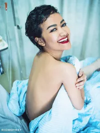FOTO Senyum Ceria Jupe Duta Anti Narkoba Saat Dijenguk Kepala BNN