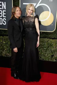 FOTO: Serasinya Para Pasangan Seleb di Red Carpet Golden Globe