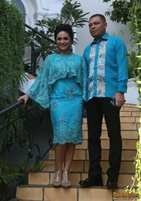 [FOTO] Serba Biru, Seperti Apa Kompaknya Krisdayanti dan Suami?