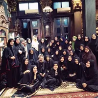 FOTO: Serba Hitam, Kalina & Mulan Jameela Hadiri Kajian Umi Pipik