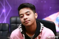 FOTO: Sering Dihina di Medsos, Bastian Steel Kasihan Dengan Ortu