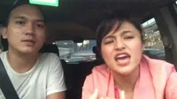 Foto Seru Marshanda & Egi di Mobil, Lepas Setir Hingga Buang Uang
