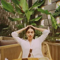 Foto Sharon Keponakan Tamara Bleszynski yang Nggak Kalah Cantik dari Tantenya, Keluarga Gen Unggul