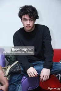 Foto: Shawn Adrian, Kian Ganteng dan Kece Dengan Rambut Pendek