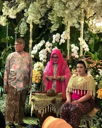 FOTO Siraman Danvy Sekar Cicit Soeharto, Dihadiri Mayang-Halimah