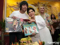 FOTO Sosok Luar Biasa, Ini Kata Rian D'Masiv Tentang Titiek Puspa