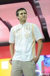 FOTO: Stuart Collin Ungkap Kesalahan Menikahi Risty Tagor?