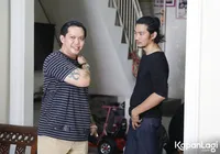 FOTO: Suasana Rumah Duka Setelah Kepergian Ayah, Donny Alamsyah Sempat Dapat Firasat