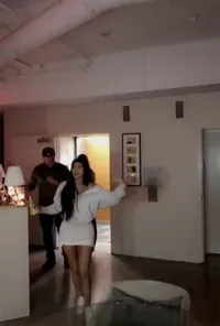 FOTO: Surprise Party Ultah Kylie Jenner, Dapat Hadiah Benda Ini