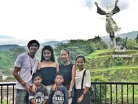 FOTO: Sweet Escape Caesar Hito dan Felicya Angelista di Manado