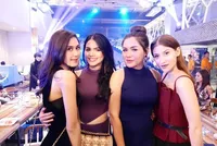FOTO: Syahnaz Sampai Rahma Azhari, Pesta & Liburan Bareng di Bali