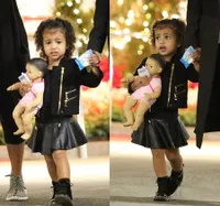 FOTO: Tampil Bak Rockstar, North West Masih Seimut Boneka