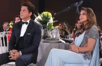 FOTO Tampil Berdua, SRK dan Gauri Pamer Kemesraan Yang Manis Abis