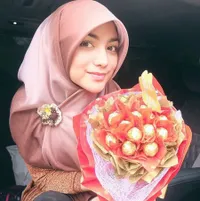 FOTO: Tampil Berjilbab, Citra Kirana Jadi Tambah Cantik & Adem