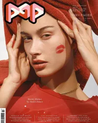 FOTO: Tanpa Makeup - Topless, Hailey Baldwin Cantik Bikin Melting