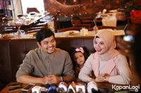 FOTO: Tas - Sepatu, Indra Bekti Dapat Kado Ultah Mahal Dari Istri