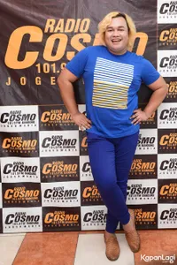 Foto Tata Liem - Esal Revano Kompak Walau Bentrok di Chart Radio