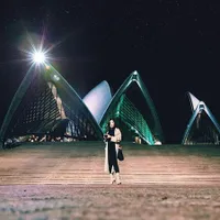 FOTO: Throwback, Chef Marinka Kenang Momen Manis di Australia