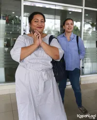 FOTO: Tike Priatnakusuma & Tya Ariestya Cerita Soal Kondisi Jupe