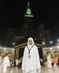 FOTO: Tsania Marwa Umrah, Senang Bisa Foto di Bukit Marwah