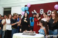 FOTO: Ulang Tahun, Angel Karamoy Dapat Ucapan Dari Mantan Suami?