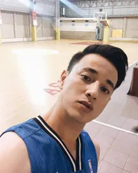 FOTO: Ulang Tahun, Billy Davidson Dapat Kejutan dari Pacar