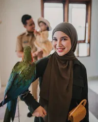 Foto Ulang Tahun Cassia Anak Chacha Frederica dan Bupati Kendal, Wajah Masih Dirahasiakan