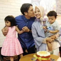 FOTO: Ultah, Natasha Rizki Rayakan Bersama Keluarga dan Sahabat