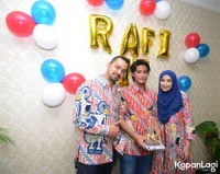 FOTO: Ultah Sweet 17, Annisa Trihapsari Beri Anak Kado Umrah!