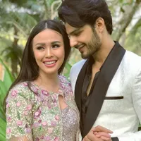 FOTO: Wedding Anniversary ke-2 Vin Rana - Nita Sofiani, Romantis!