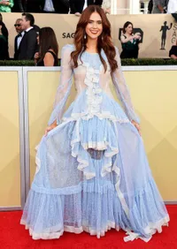 FOTO: Worst Dressed SAG Awards 2018, Aneh & Nggak Banget!