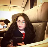 FOTO:Asyiknya Liburan Momo Geisha di Korea, Kunjungi Istana Megah