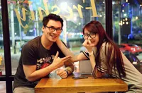 FOTO:Kemesraan Ryn Eks Chibi dan Pacarnya, Dilamar di Momen Ultah