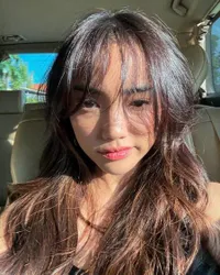 Fuji Pamer Foto Selfie di Dalam Mobil, Captionnya Dikira Galau dan Gagal Move On