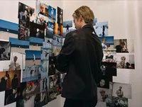 Full Effort! Jaemin NCT Buat Penggemar Terharu dengan Pameran Foto "NARCISSISM" yang Penuh Cinta 