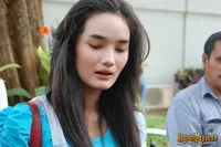 Faby Marcelia Menuntut Hak