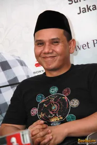 Fadly Padi di Preskon Konser Maher Zein